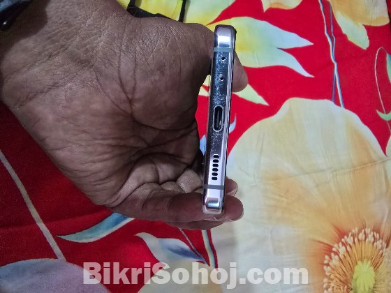 Samsung Z Flip 5